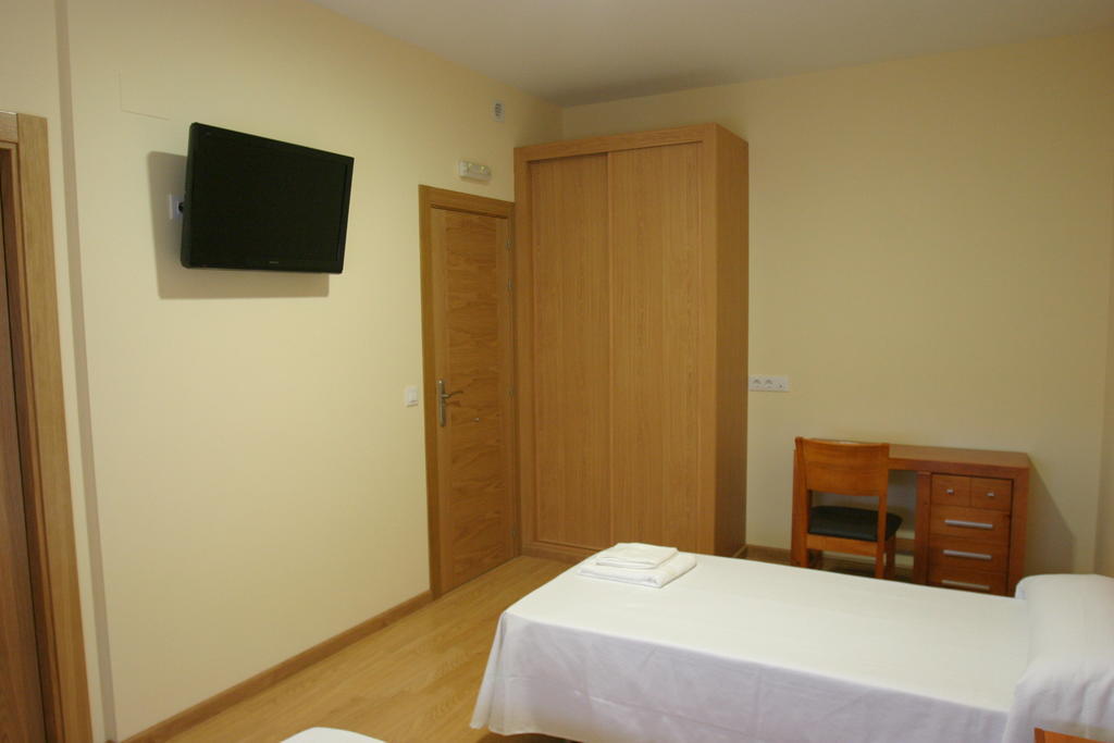 Hospital de Órbigo Albergue La Encina חדר תמונה