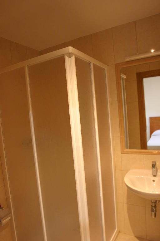 Hospital de Órbigo Albergue La Encina חדר תמונה